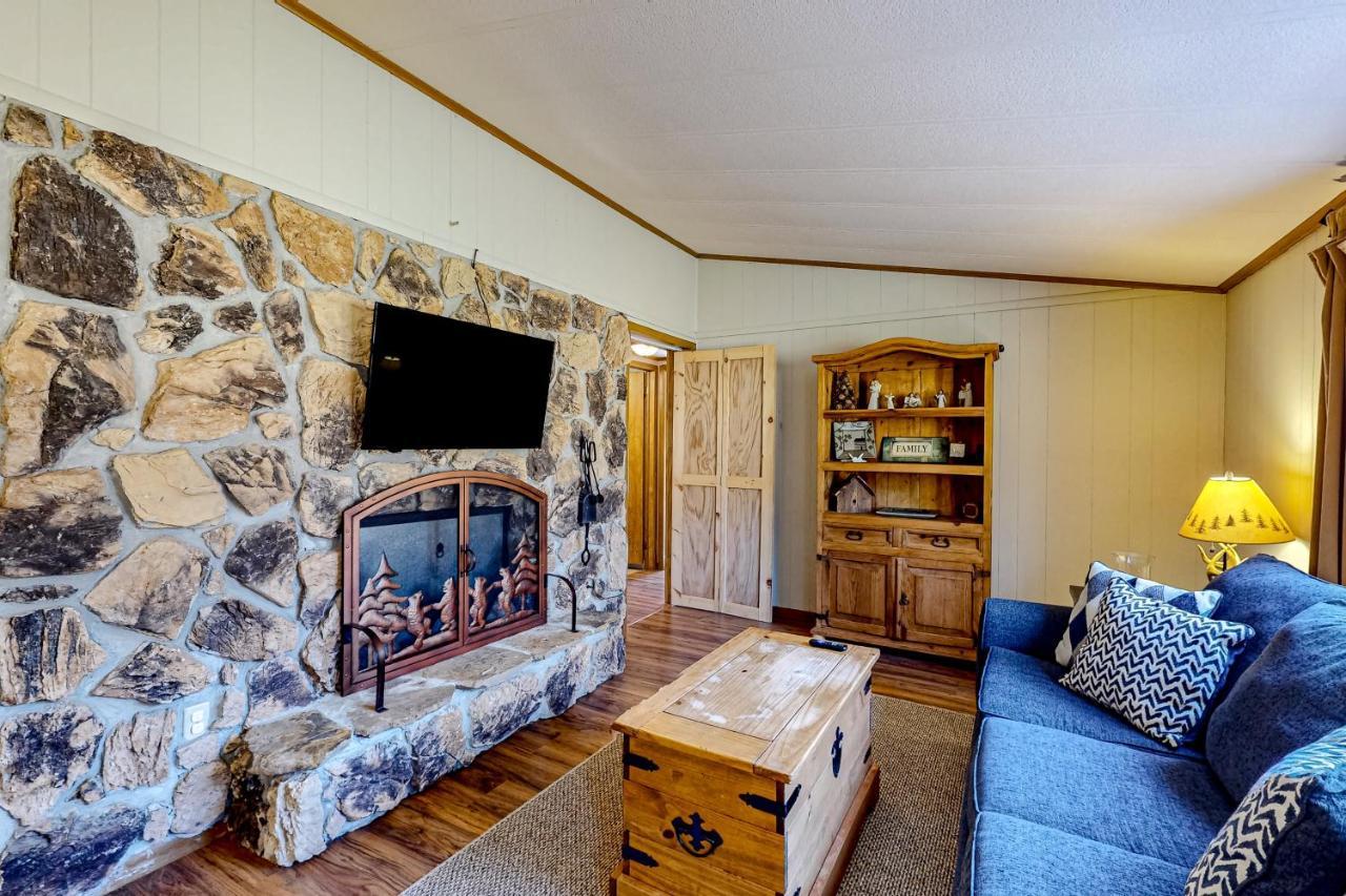Pine Woods Cabin 麦克亨利 外观 照片